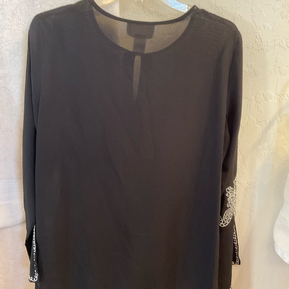 Vintage Stunning Jordan Embroidered Semi Sheer Fancy Top, Butterfly on sleeves - Picture 11 of 13